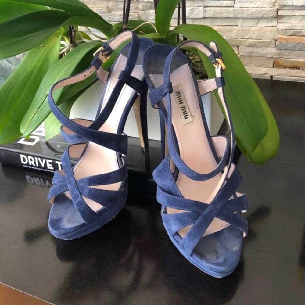 AUTH MIU MIU NAVY BLUE SANDAL